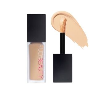 HUDA BEAUTY #FauxFilter Luminous Matte Concealer